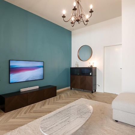 Beautiful Renovated Apartment In An Authentic Building Oostende Buitenkant foto