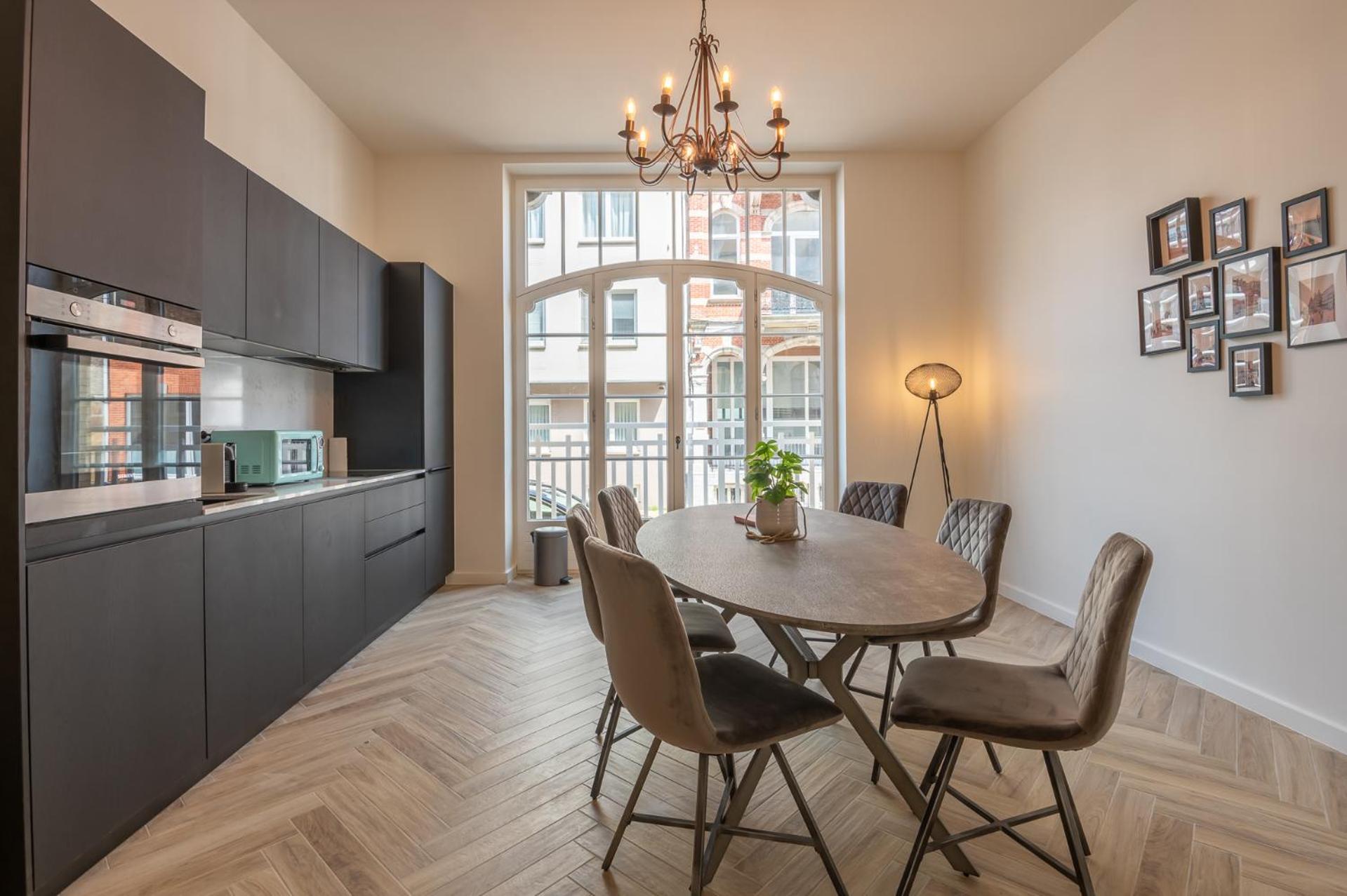 Beautiful Renovated Apartment In An Authentic Building Oostende Buitenkant foto