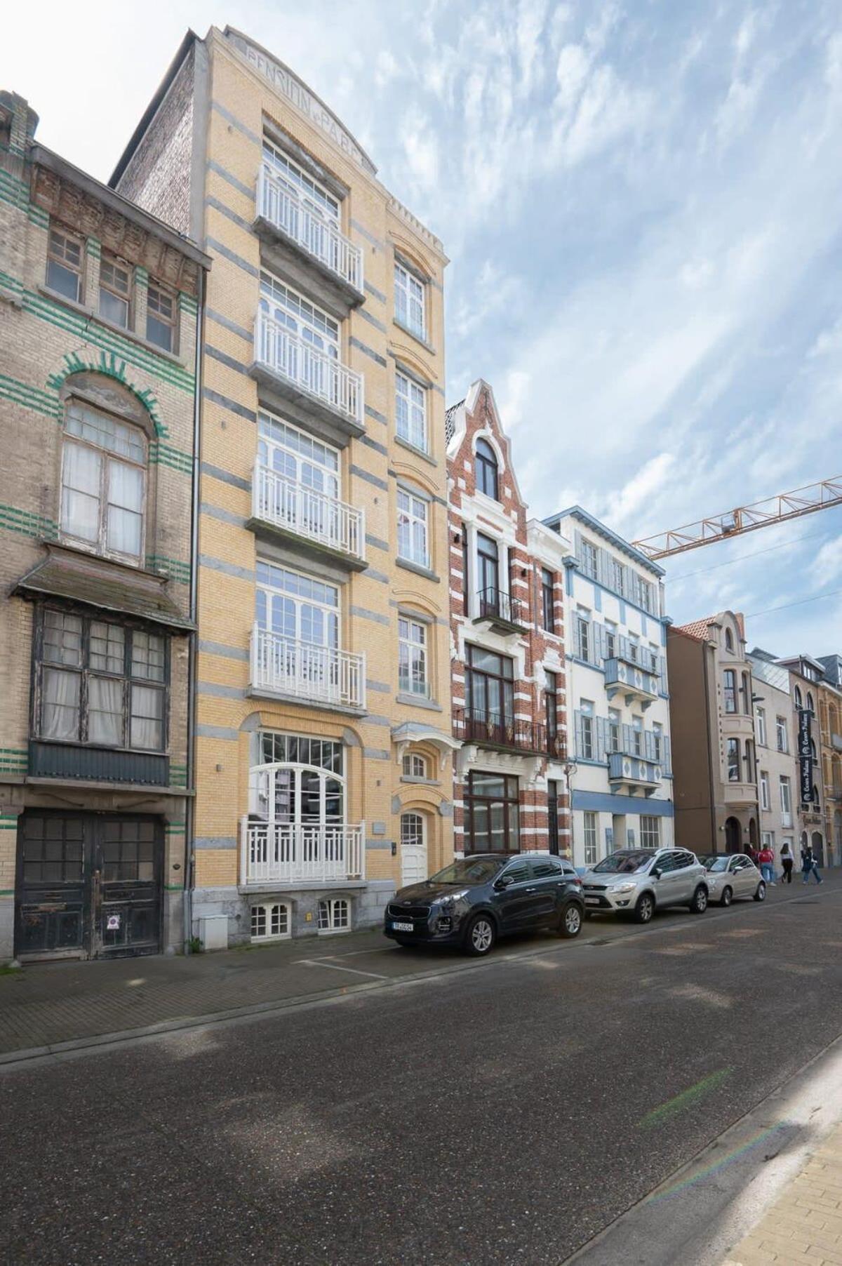 Beautiful Renovated Apartment In An Authentic Building Oostende Buitenkant foto